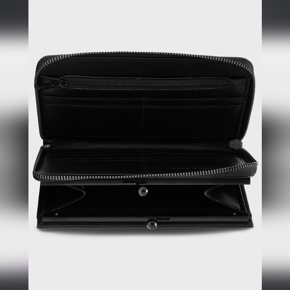 Killstar Black Wallet with Ankh Design - Picture 3 of 3